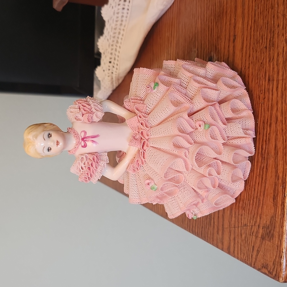 ultra-rare Muller Volkstedt Irish Dresden porcelain lace figurine- Eileen